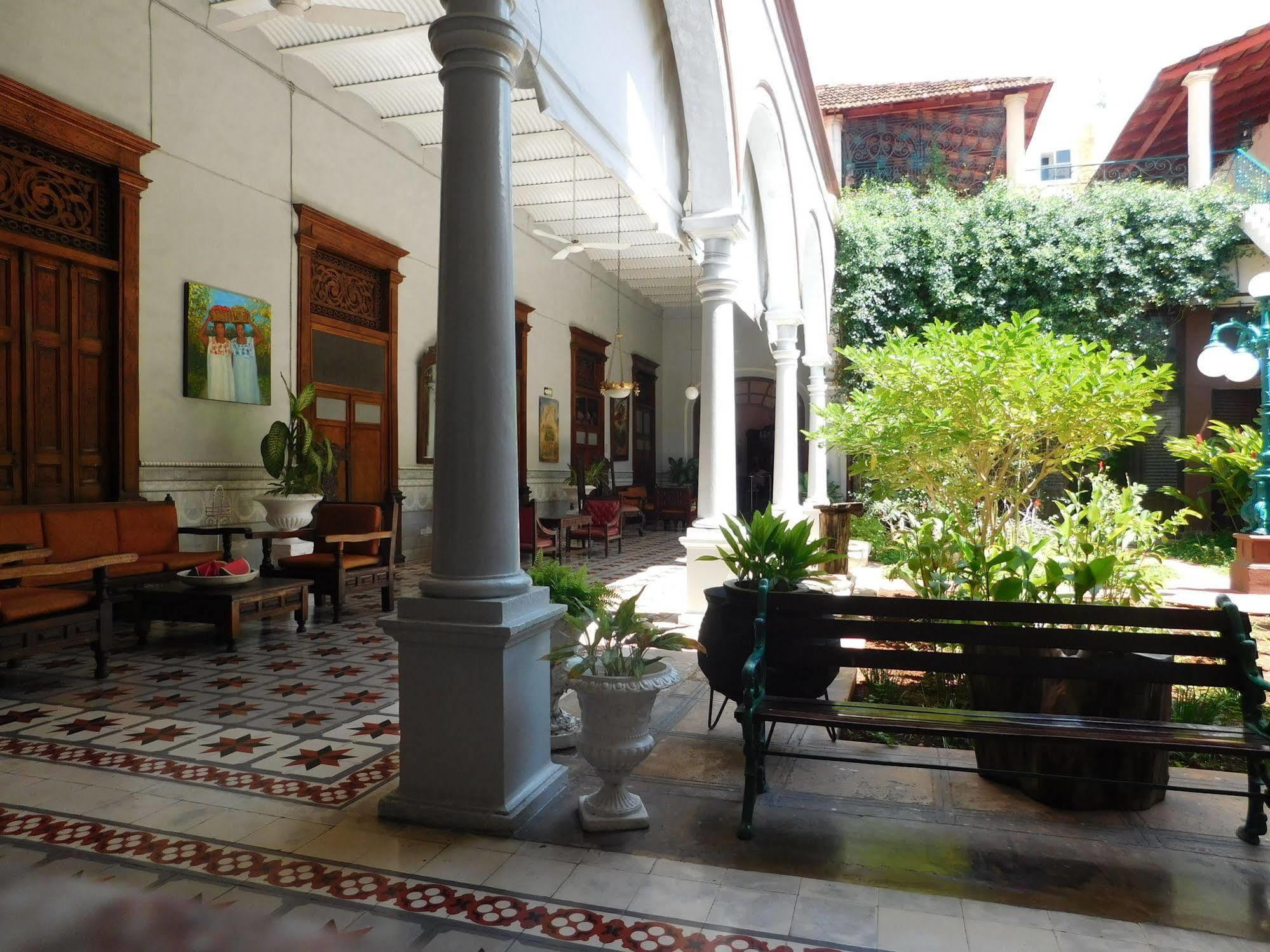 Hotel Posada Toledo & Galeria Mérida Εξωτερικό φωτογραφία